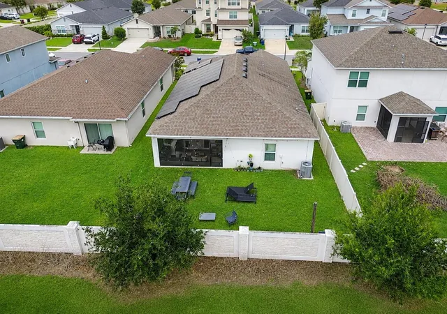 Photo 3 of Single family home for sale at 2975 Parkfield Rd, St Cloud, FL 34772 | MLS# O6420514 | Listing updated on 2026-09-23