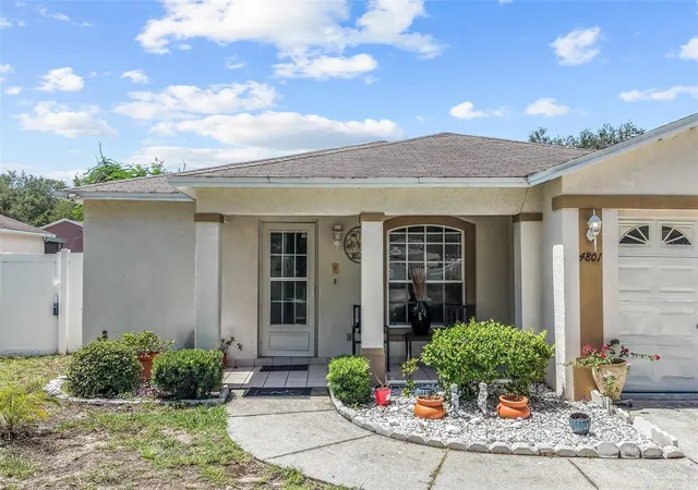 Photo 3 of Single family home for sale at 4801 Rock Fish Ct, Tampa, FL 33617 | MLS# TB8523938 | Listing updated on 2026-08-31