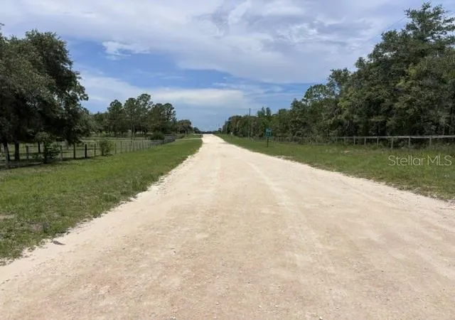 Homes for sale in Morriston, FL | Se 16 Ln, Morriston, FL 32668 | MLS# GC541519