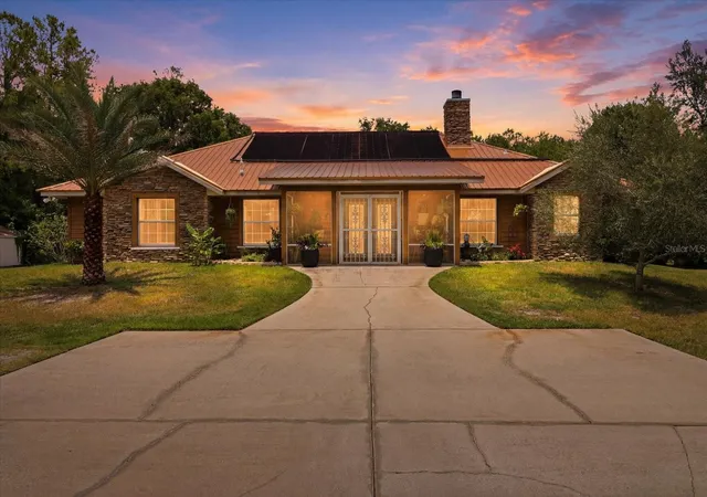 1st image of 12143 Ne 47th Pl, Silver Springs, FL 34488 | MLS# OM727514