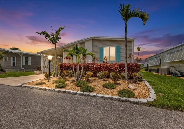 4th image of 114 Martinique Rd, North Port, FL 34287 | MLS# C7527813