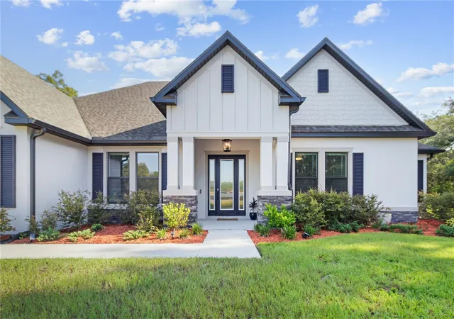 Photo 4 of Single family home for sale at 17000 Nokota Ave, Hudson, FL 34667 | MLS# TB8523950 | Listing updated on 2026-08-15