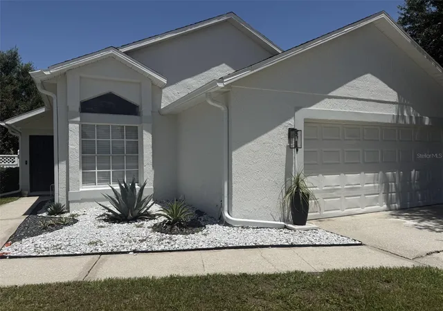 Photo 1 of Single family home for sale at 2916 Canoe Cir, St Cloud, FL 34772 | MLS# S5152627 | Listing updated on 2026-09-04