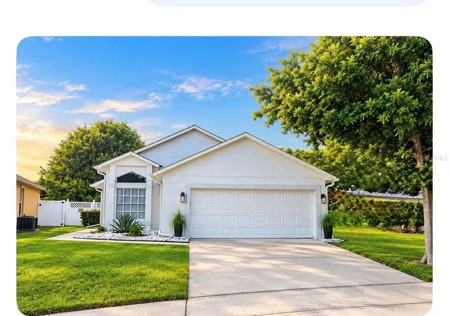 Photo 2 of Single family home for sale at 2916 Canoe Cir, St Cloud, FL 34772 | MLS# S5152627 | Listing updated on 2026-10-16