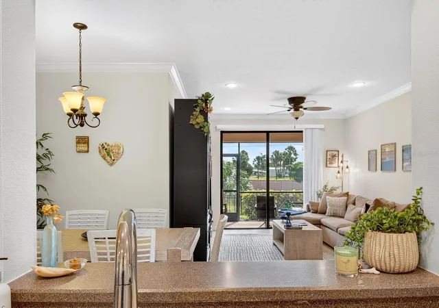 Listing Photo 4 - Condo for sale in building located at 7228 Hamilton Rd, BRADENTON, FL 34209 - Unit #7228