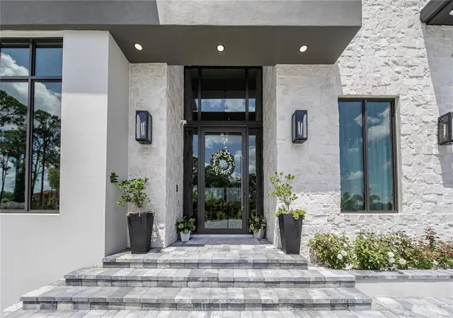 Photo 3 of Single family home for sale at 9240 Falcon Ct, Venice, FL 34293 | MLS# A4698341 | Listing updated on 2026-08-31