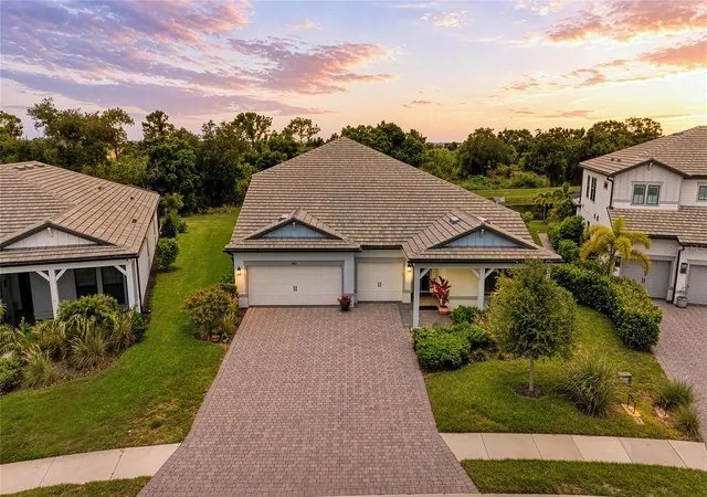 Single family home for sale at 16341 Hidden Oak Loop, Bradenton, FL 34211 | MLS# A4698344