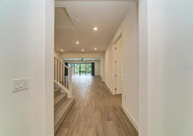 Photo 4 of Single family home for sale at 16341 Hidden Oak Loop, Bradenton, FL 34211 | MLS# A4698344 | Listing updated on 2026-10-22