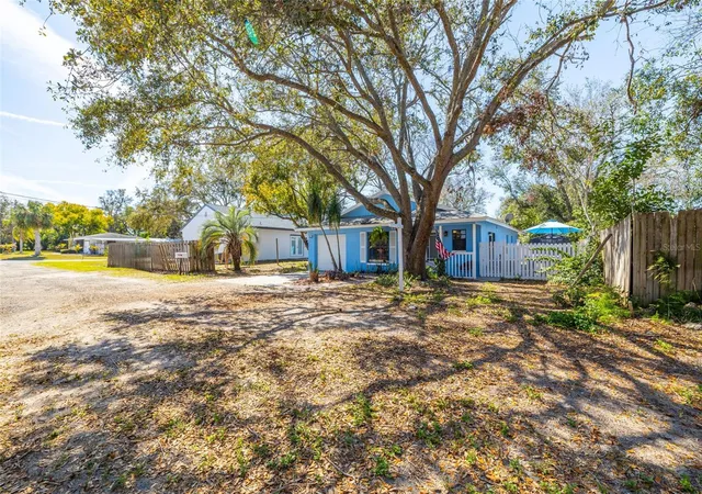 Photo 1 of Single family home for sale at 1335 15th Street, Palm Harbor, FL 34683 | MLS# TB8523979 | Listing updated on 2026-08-07