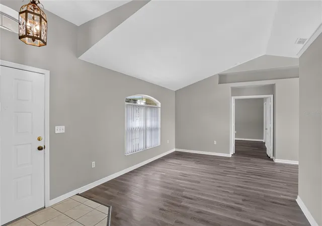 Photo 4 of Single family home for sale at 308 Clermont Dr, Kissimmee, FL 34759 | MLS# O6420545 | Listing updated on 2026-10-09
