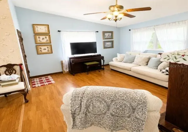 Photo 4 of Single family home for sale at 93 Glass Ct, Port Orange, FL 32129 | MLS# O6420546 | Listing updated on 2026-08-18
