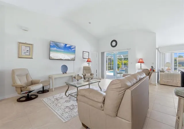 4th image of 156 Mark Twain Ln, Rotonda West, FL 33947 | MLS# D6147930