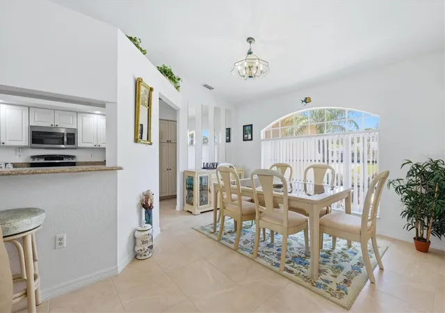 5th image of 156 Mark Twain Ln, Rotonda West, FL 33947 | MLS# D6147930