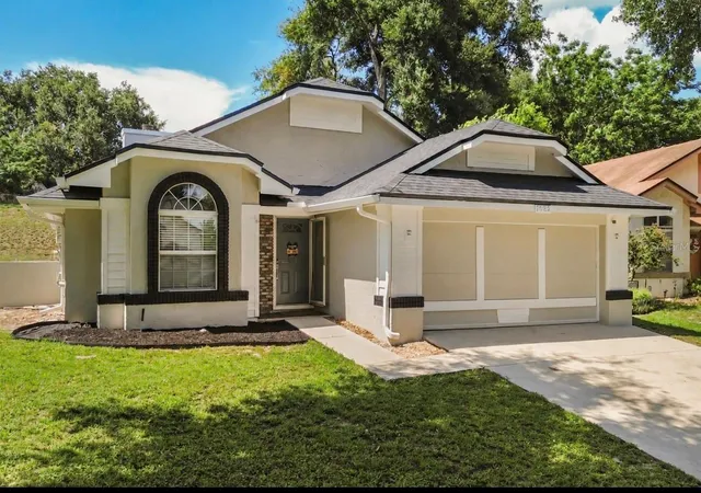 Photo 1 of Single family home for sale at 1032 Nin St, Orlando, FL 32835 | MLS# O6420566 | Listing updated on 2026-09-04