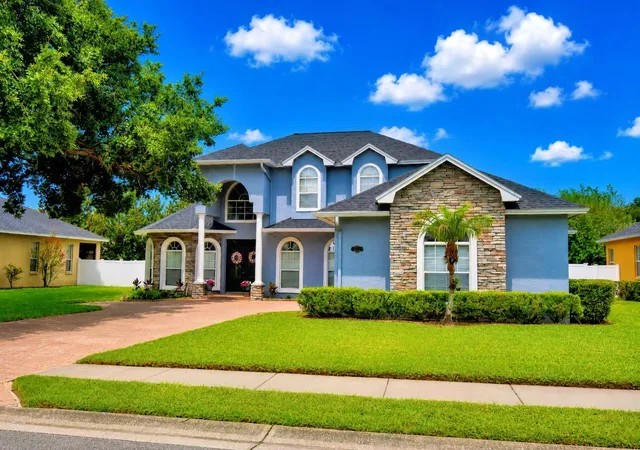 Photo 2 of Single family home for sale at 5516 Black Hawk Ln, Lakeland, FL 33810 | MLS# P4939180 | Listing updated on 2026-10-20