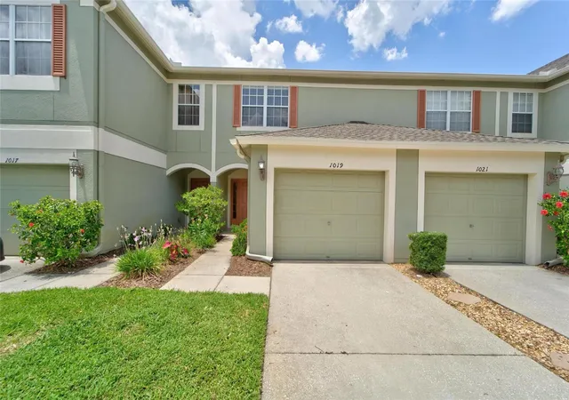 2nd image of 1019 Vista Cay Ct, Brandon, FL 33511 | MLS# TB8524009
