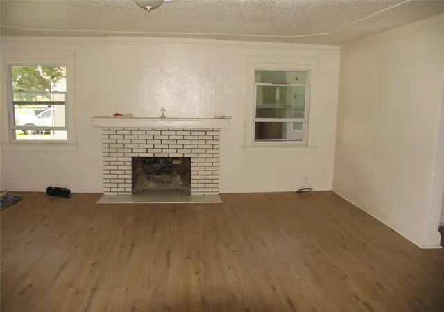 Photo 3 of Single family home for sale at 323 Dover St, Orlando, FL 32811 | MLS# O6420571 | Listing updated on 2026-07-30