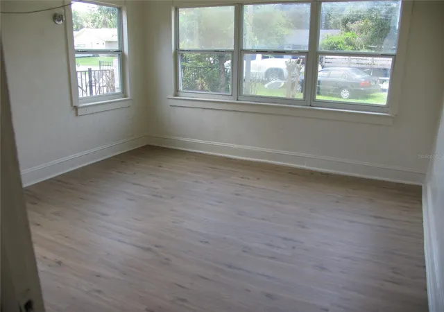 Photo 4 of Single family home for sale at 323 Dover St, Orlando, FL 32811 | MLS# O6420571 | Listing updated on 2026-07-30