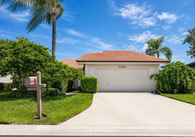Photo 1 of Single family home for sale at 4068 Wilshire Cir E #145, Sarasota, FL 34238 | MLS# TB8524010 | Listing updated on 2026-08-25