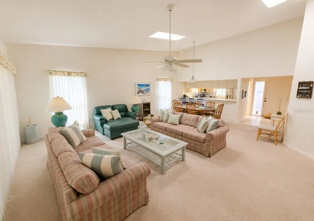 Photo 4 of House for sale at 4068 Wilshire Cir E #145, Sarasota, FL 34238 | MLS# TB8524010 | Listing updated on 2026-08-25