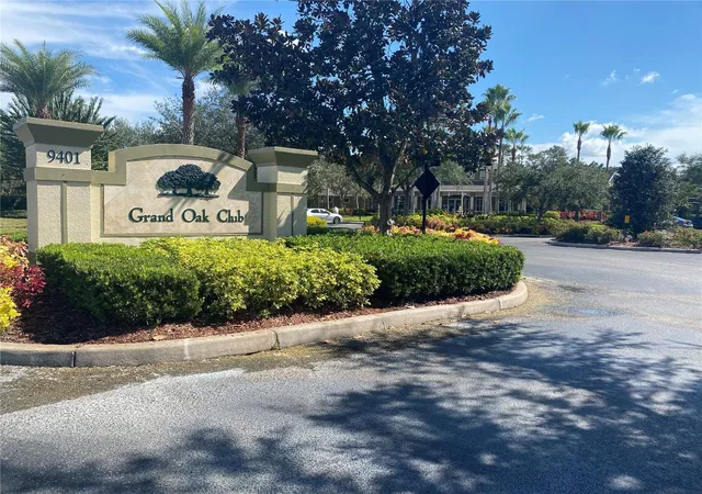 Photo 2 of Townhouse for sale at 8961 Iron Oak Ave, Tampa, FL 33647 | MLS# TB8524017 | Listing updated on 2026-09-15