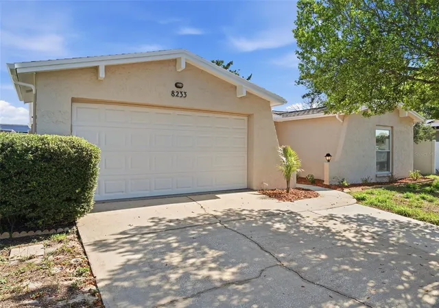 Photo 3 of Single family home for sale at 8233 Redfield Dr, Port Richey, FL 34668 | MLS# W7887147 | Listing updated on 2026-08-29