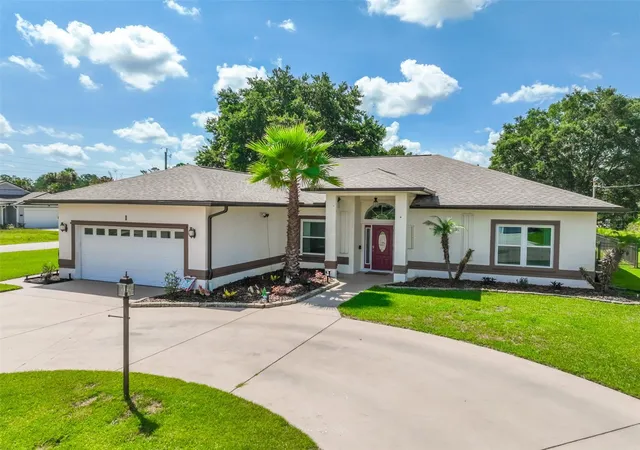 Photo 4 of Single family home for sale at 1 Slipper Flower Path E, Palm Coast, FL 32164 | MLS# FC319564 | Listing updated on 2026-08-20