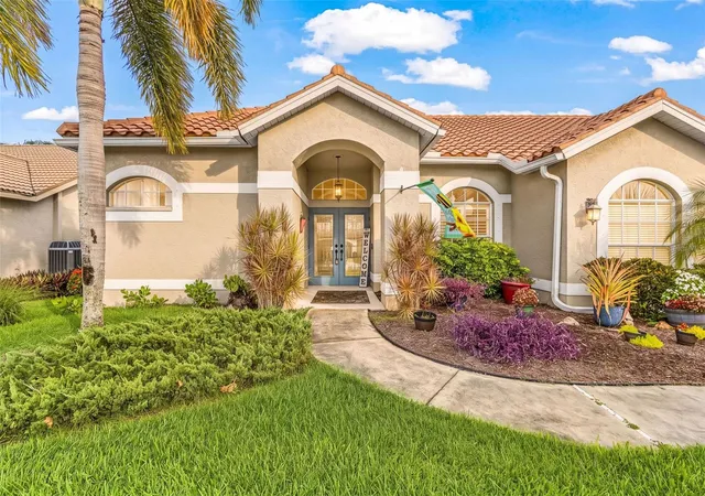 4th image of 12808 Vista Pine Cir, Fort Myers, FL 33913 | MLS# N6144848