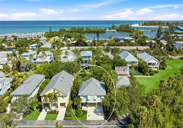 1st image of 392 Firehouse Ln, Longboat Key, FL 34228 | MLS# A4698365
