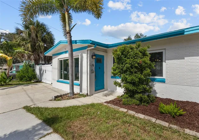 1st image of 605 S Florida Ave, Tarpon Springs, FL 34689 | MLS# TB8524031