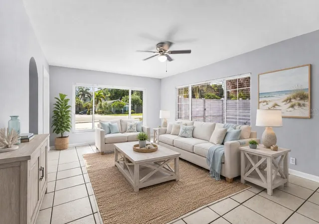 Photo 2 of Single family home for sale at 605 S Florida Ave, Tarpon Springs, FL 34689 | MLS# TB8524031 | Listing updated on 2026-09-21