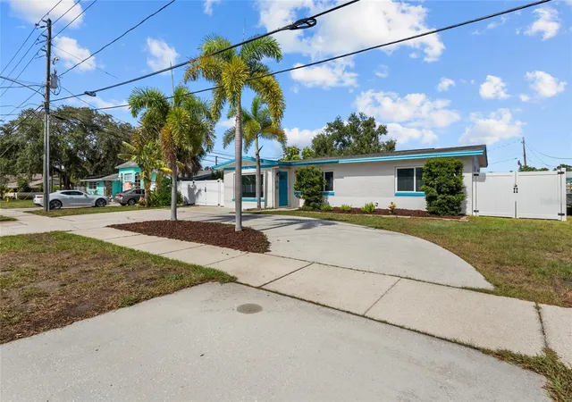 37th image of 605 S Florida Ave, Tarpon Springs, FL 34689 | MLS# TB8524031