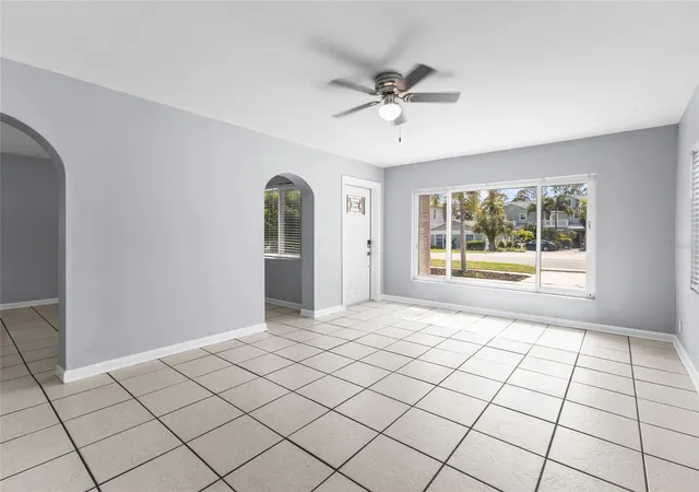 4th image of 605 S Florida Ave, Tarpon Springs, FL 34689 | MLS# TB8524031
