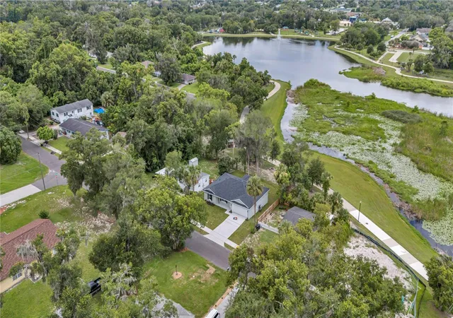 2nd image of 379 S Orange Ave, Orange City, FL 32763 | MLS# V4949910