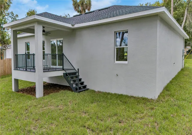 3rd image of 379 S Orange Ave, Orange City, FL 32763 | MLS# V4949910