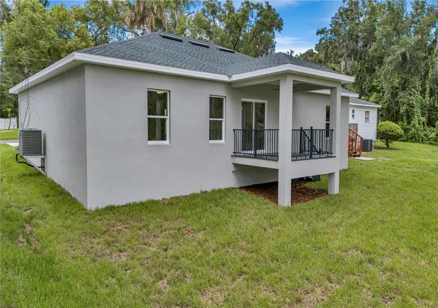4th image of 379 S Orange Ave, Orange City, FL 32763 | MLS# V4949910