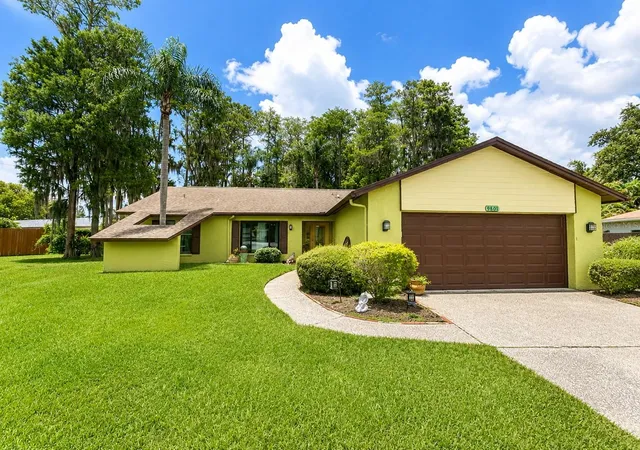 Photo 1 of Single family home for sale at 9801 Didrikson Dr, New Port Richey, FL 34655 | MLS# TB8524035 | Listing updated on 2026-10-02