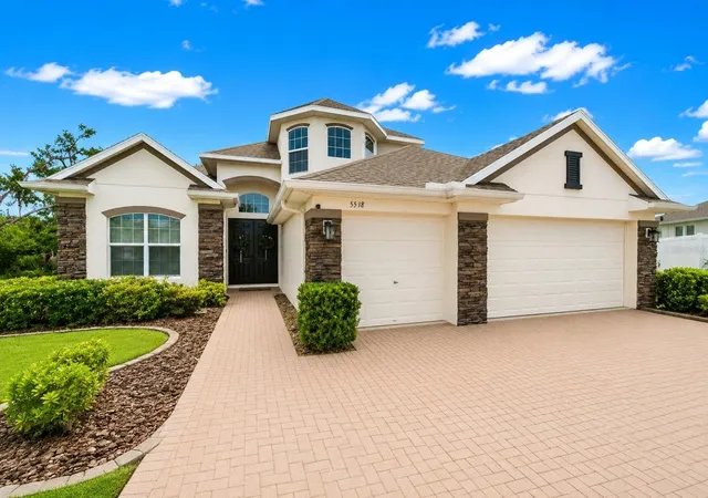 Photo 4 of Single family home for sale at 5518 72nd Terrace E, Ellenton, FL 34222 | MLS# A4698368 | Listing updated on 2026-08-06
