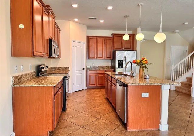 3rd image of 7409 Fairgrove Ave, Windermere, FL 34786 | MLS# O6420597