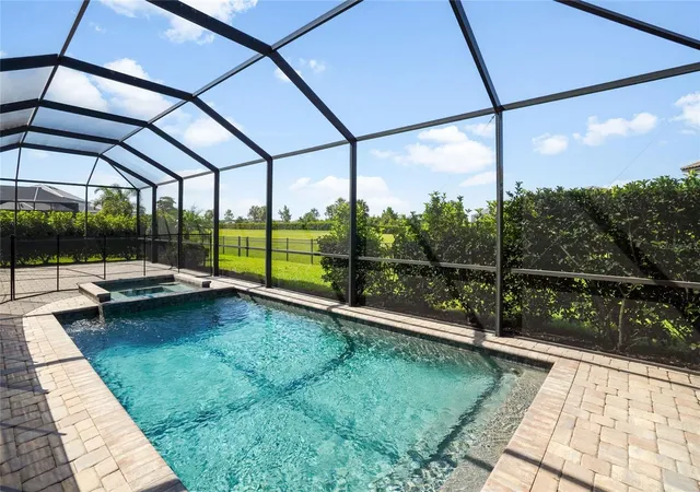 Homes for sale in Lakewood Ranch, FL | 16228 Tradewind Terrace, Lakewood Ranch, FL 34211 | MLS# A4698373