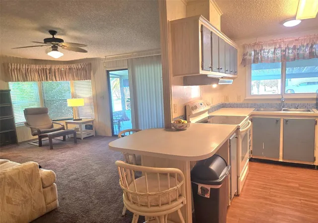 Photo 4 of Manufactured home for sale at 379 Townbridge Dr, Haines City, FL 33844 | MLS# L4963128 | Listing updated on 2026-07-01