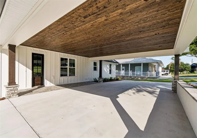 Photo 4 of Single family home for sale at 5683 Old Berkley Rd, Auburndale, FL 33823 | MLS# L4963129 | Listing updated on 2026-10-01