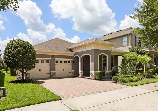 Photo 3 of Single family home for sale at 16082 Hampton Xing Dr, Winter Garden, FL 34787 | MLS# O6420606 | Listing updated on 2026-09-28