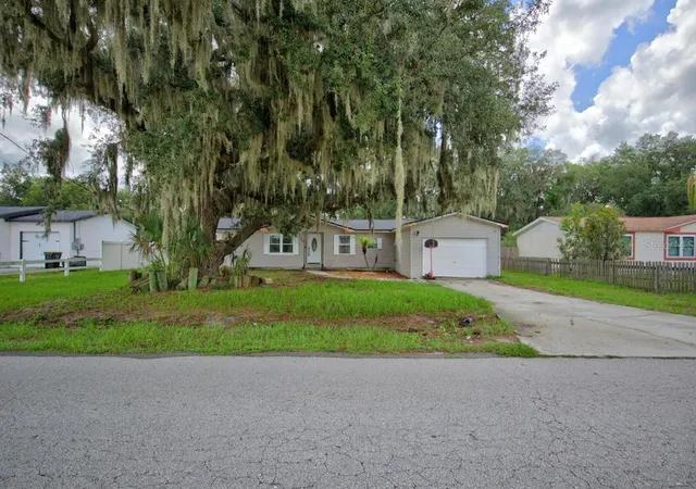 Homes for sale in Mulberry, FL | 4612 Turner Rd, Mulberry, FL 33860 | MLS# TB8524051