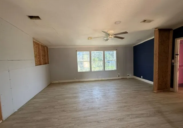 2nd image of 11881 Rancho Dr, Leesburg, FL 34788 | MLS# OM727531