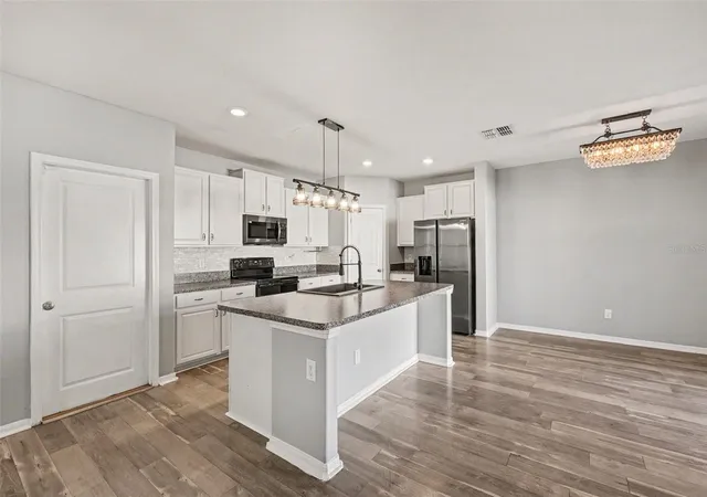 5th image of 14803 Emerald Landing Pl, Wimauma, FL 33598 | MLS# O6420608