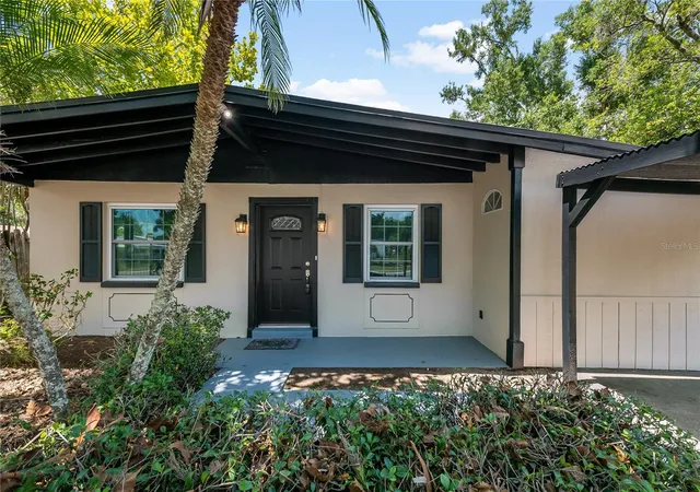 Photo 3 of Single family home for sale at 7402 Wishing Well Ct, Tampa, FL 33619 | MLS# TB8524054 | Listing updated on 2026-10-22