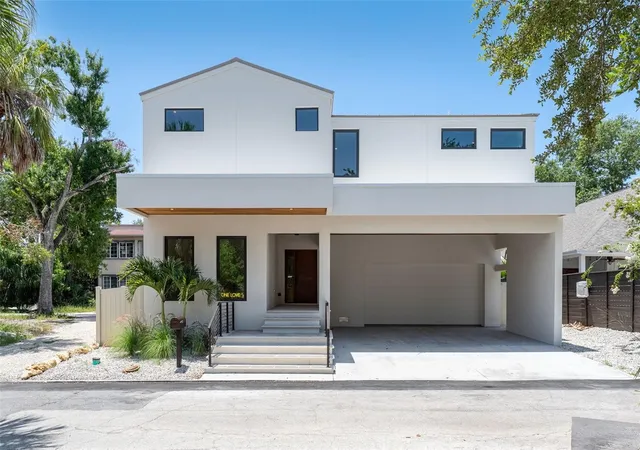 Photo 1 of Single family home for sale at 1680 Cherry Ln, Sarasota, FL 34236 | MLS# A4698379 | Listing updated on 2026-10-08