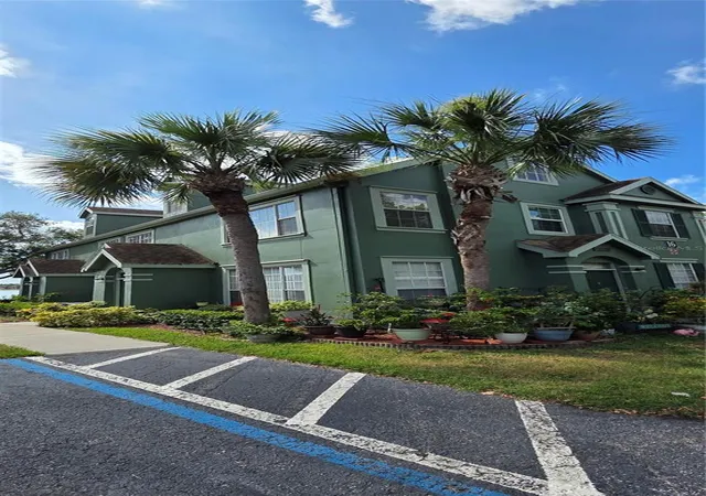 Photo 2 of Condo for sale at 9306 Lake Chase Is Way, Tampa, FL 33626 | MLS# TB8524060 | Listing updated on 2026-08-19