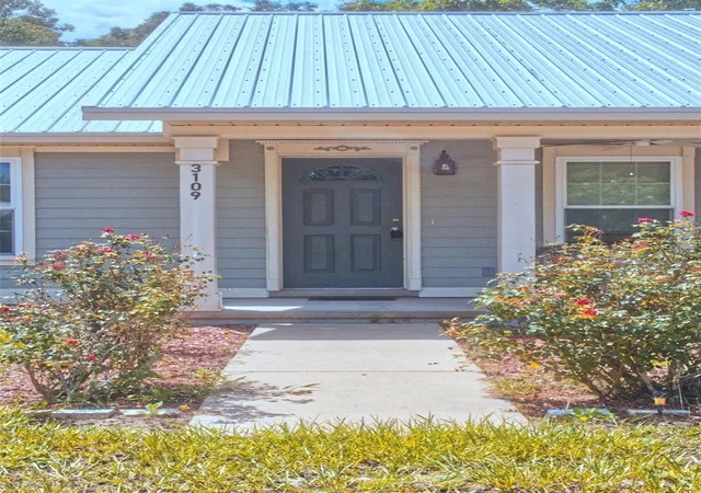 Photo 3 of Single family home for sale at 3109 E Bryant Ave, Bell, FL 32619 | MLS# A4698384 | Listing updated on 2026-07-19